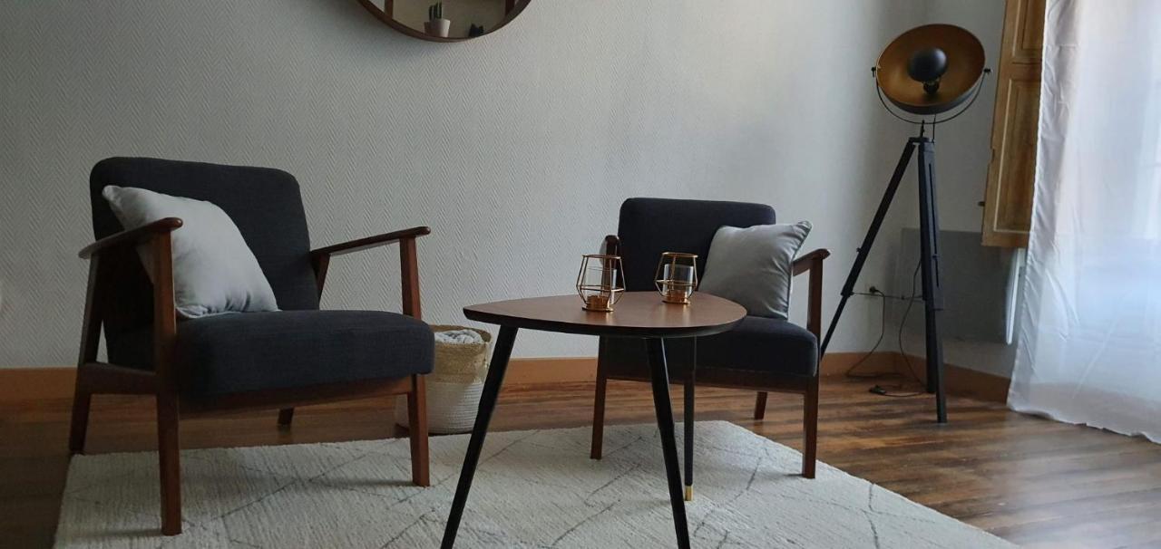 Studio Tres Spacieux Avec Cour, En Plein Coeur De Ville ! 卡尔卡松 外观 照片